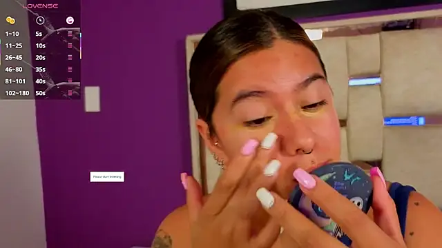 emilyy cooperr online show from April 9, 2026, 12:21 pm