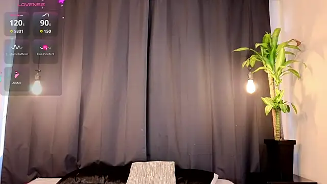 CRAZY-BOY99 online show from November 13, 2025, 11:53 am