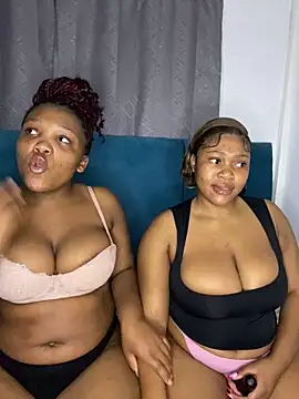 Snapshot of Beyoncex05 chatting on September 13, 2025, 9:58 pm Beyoncex05 online show from September 13, 2025, 9:58 pm