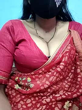 Snapshot of Sexyradha_ chatting on February 9, 2026, 4:44 pm Sexyradha online show from February 9, 2026, 4:44 pm