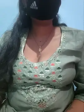 Sexyradha  online show from April 11, 2026, 4:22 pm