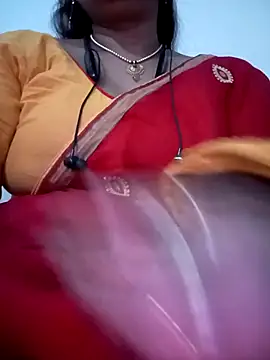 Snapshot of Neha-Bhabhi-Rasily chatting on September 9, 2025, 6:57 am Neha-Bhabhi-Rasily online show from September 9, 2025, 6:57 am