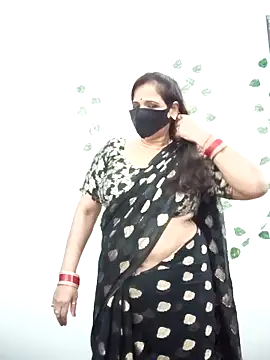 Snapshot of Neha-Bhabhi-Rasily chatting on September 13, 2025, 7:52 am Neha-Bhabhi-Rasily online show from September 13, 2025, 7:52 am