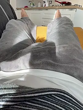 ategurl192 online show from April 3, 2026, 6:11 am