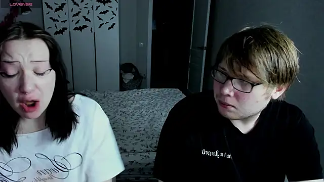 JayMollyy online show from April 22, 2026, 7:15 pm