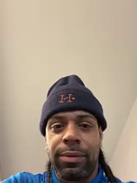 Nitobooy77 online show from April 17, 2026, 1:25 pm