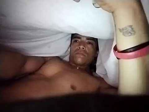 Flakito2490 online show from April 7, 2026, 10:05 am