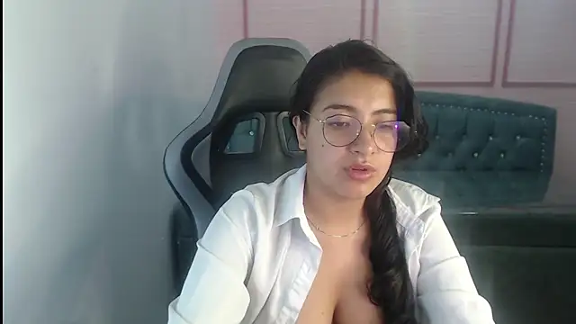 alexa romero t online show from September 16, 2025, 11:55 am