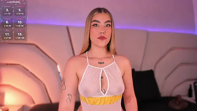 Violeta-Marquez online show from May 22, 2026, 11:27 am