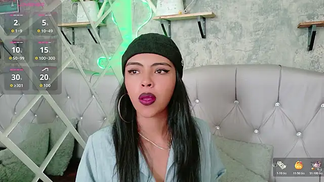 Devil AliceXo online show from April 22, 2026, 8:32 pm