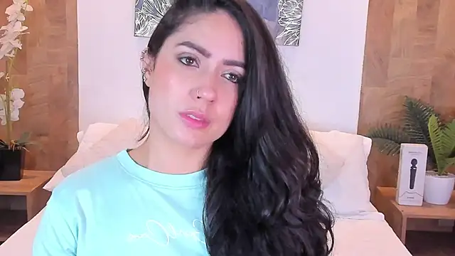 isabella winkler online show from January 15, 2026, 11:59 am