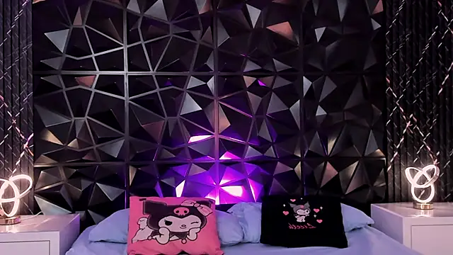 SarahLynn7 online show from February 6, 2026, 5:27 pm