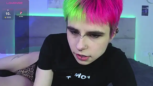 Alex Vallley online show from October 18, 2025, 11:05 pm