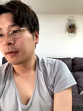 waka3232 online show from October 9, 2025, 12:41 am