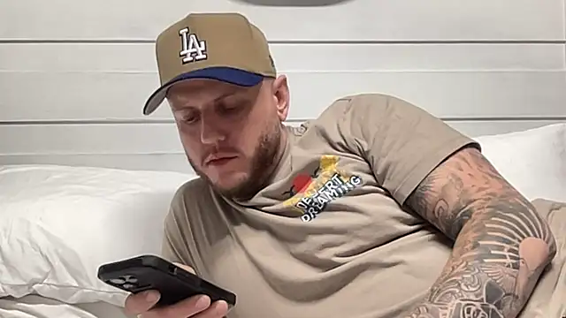 Snapshot of Thegreatwhitepipe chatting on September 24, 2025, 10:29 am Thegreatwhitepipe online show from September 24, 2025, 10:29 am