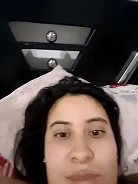 mialorents online show from February 4, 2026, 7:53 pm