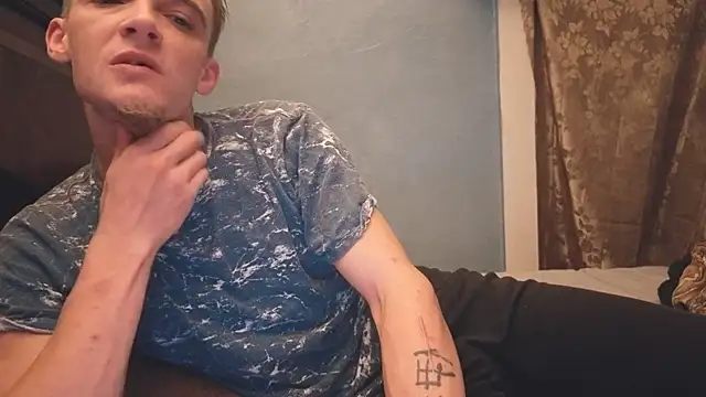 Ilovepussy1911 online show from March 25, 2026, 5:35 am