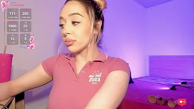 Amorkiss  online show from September 30, 2025, 9:36 am