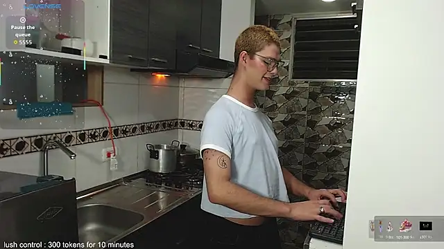 juanes puthee online show from October 7, 2025, 12:19 am