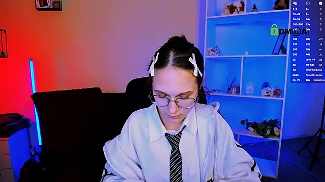 mona cloud online show from November 16, 2025, 12:38 am