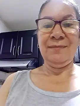 Snapshot of victoria_wayne chatting on October 13, 2025, 9:42 am victoria wayne online show from October 13, 2025, 9:42 am