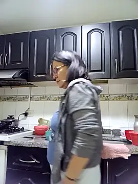 victoria wayne online show from March 12, 2026, 9:48 am