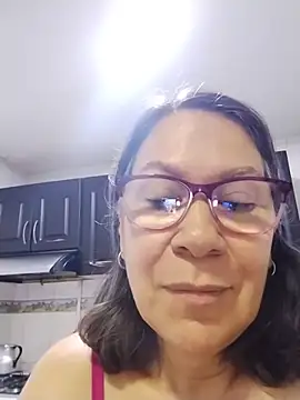 victoria wayne online show from July 6, 2026, 9:17 am