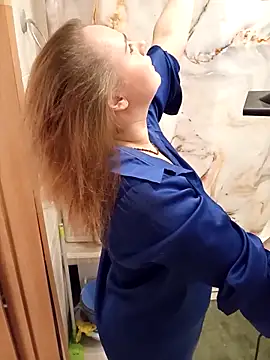 Juicy PeachLux online show from March 8, 2025, 8:22 am