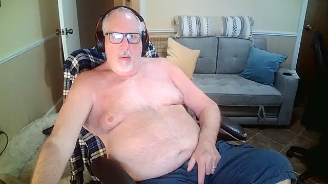 superbearboss online show from April 12, 2026, 7:08 pm