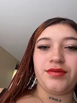 Karina Leon online show from May 15, 2026, 9:33 pm