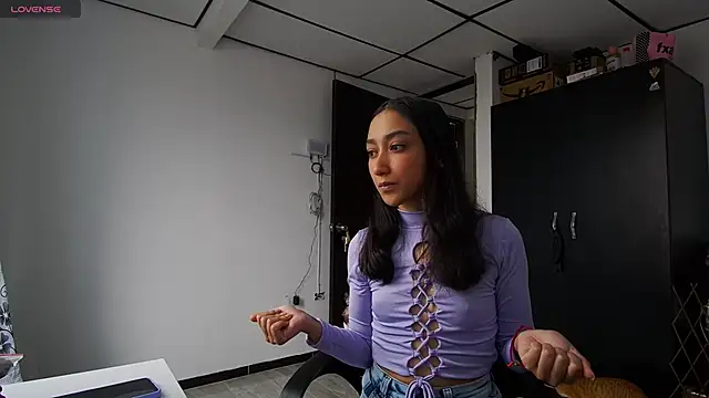 Snapshot of 22Amatista chatting on March 7, 2025, 6:22 pm 22Amatista online show from March 7, 2025, 6:22 pm