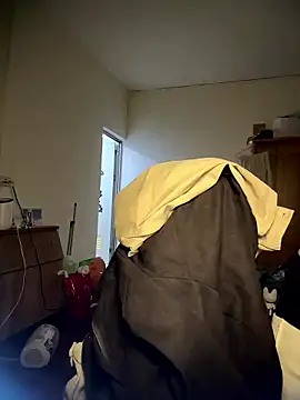 214Jun online show from January 10, 2026, 5:04 pm