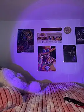 Kennya   online show from December 21, 2025, 7:37 am