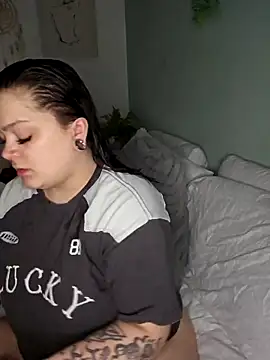 Saucy-Serenity online show from March 21, 2026, 8:23 pm