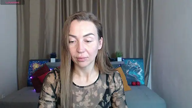 Kiss julli88I online show from March 21, 2025, 12:40 am