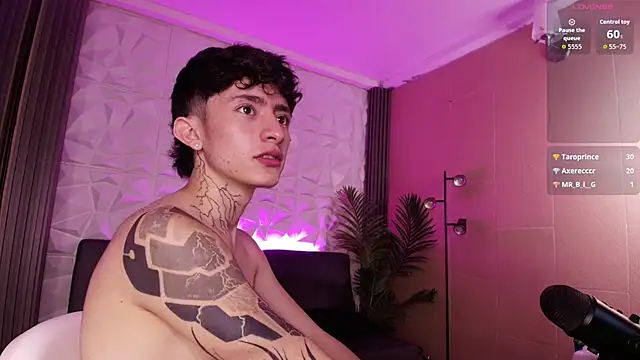 troy rouge online show from December 13, 2025, 7:53 pm