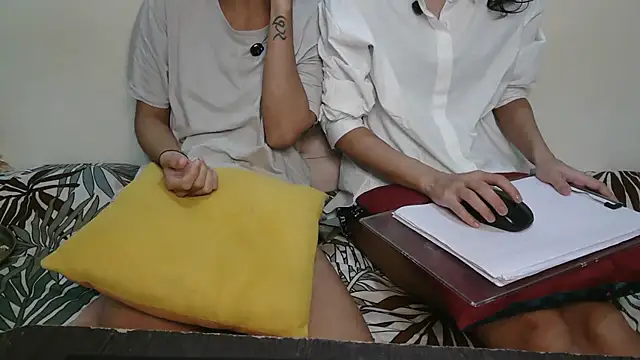 Snapshot of NaughtyThrouple007 chatting on September 26, 2025, 6:12 pm NaughtyThrouple007 online show from September 26, 2025, 6:12 pm