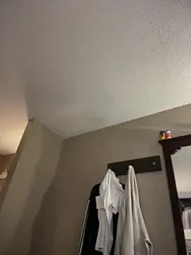 KITTYBOOBOOFUXX online show from March 26, 2026, 9:04 am