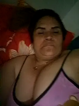 Snapshot of Milena_Foox chatting on November 5, 2025, 3:39 am Milena Foox online show from November 5, 2025, 3:39 am