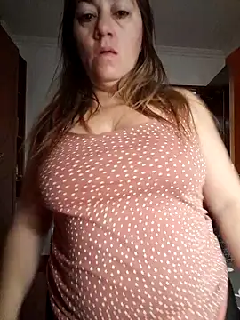 Luna-nevada online show from October 8, 2025, 2:04 pm