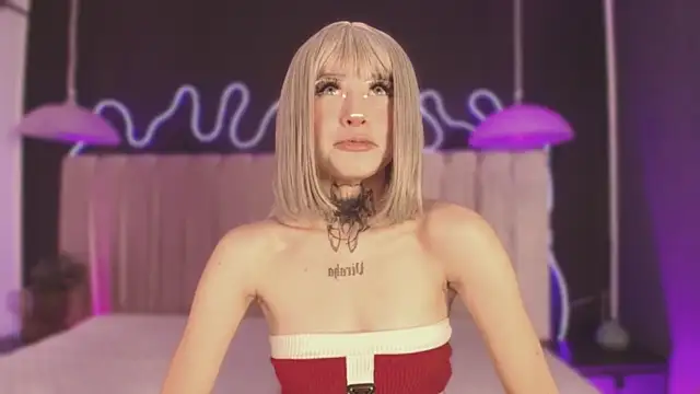 Zhally Dee online show from March 13, 2026, 7:53 pm