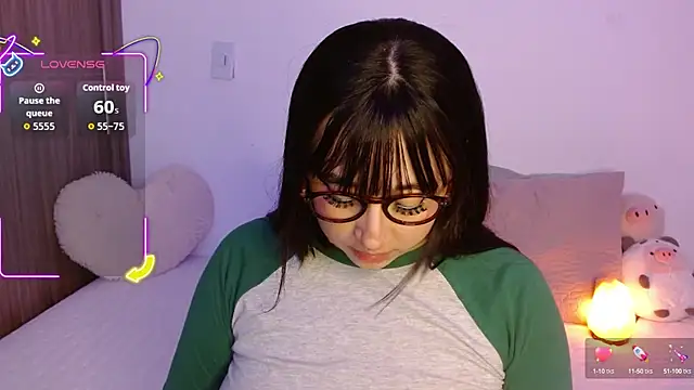 Oliviargf online show from September 29, 2025, 12:38 am