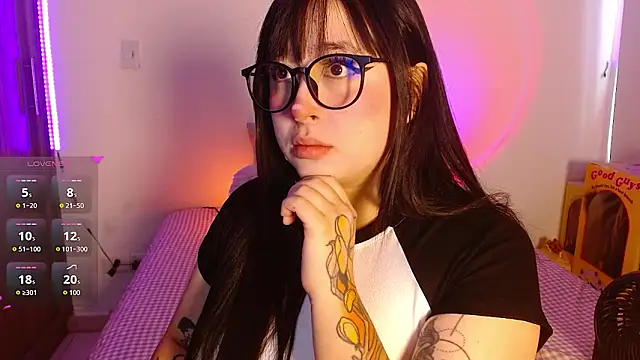 Oliviargf online show from February 25, 2026, 12:15 pm