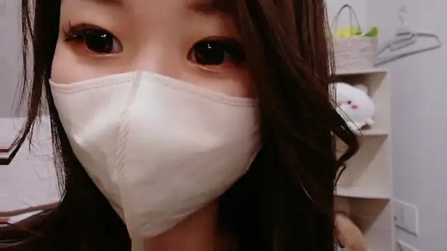 -COCOAtann- online show from November 4, 2025, 5:06 am