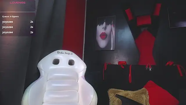 sweet  thang online show from March 18, 2025, 9:52 am