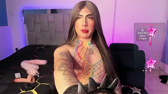 Sophie whitexxx online show from May 21, 2026, 10:50 pm