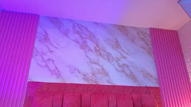 goldilockss15 online show from March 12, 2026, 4:40 am