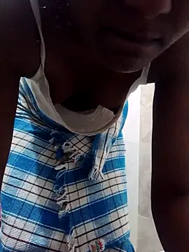 Snapshot of naughtyreva chatting on March 9, 2025, 11:25 am naughtyreva online show from March 9, 2025, 11:25 am