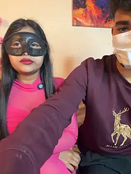 Hotswetie online show from January 7, 2026, 1:13 pm