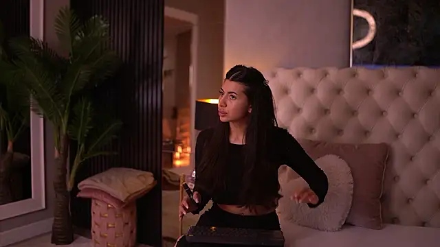 TanyaVonDe online show from March 14, 2026, 5:51 pm